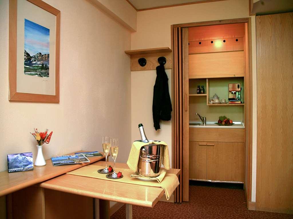 Hotel Les Jumeaux Courmayeur Facilități foto