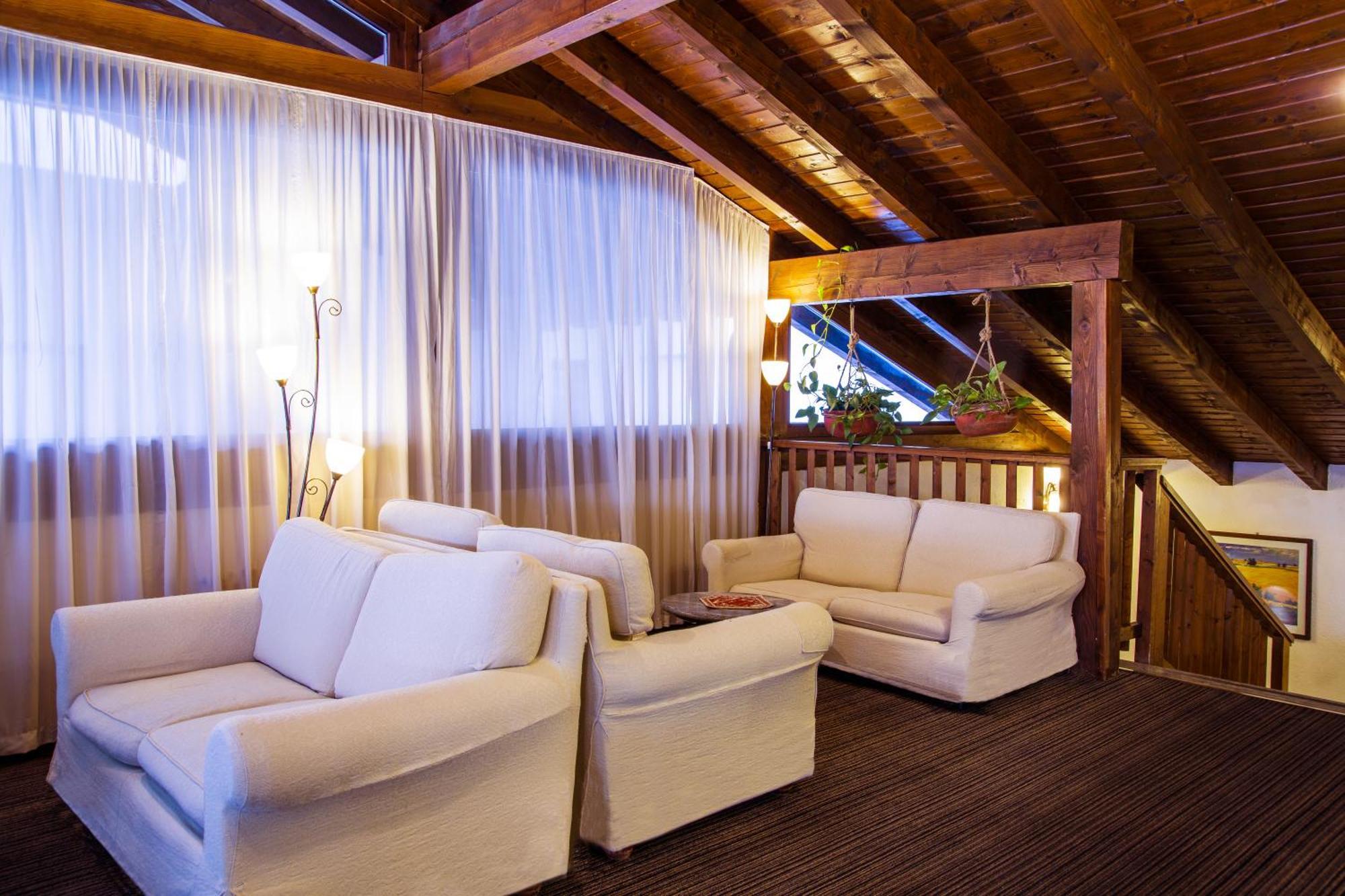 Hotel Les Jumeaux Courmayeur Exterior foto