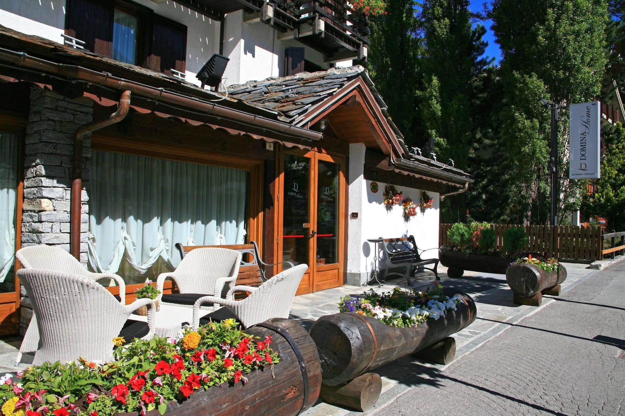 Hotel Les Jumeaux Courmayeur Exterior foto