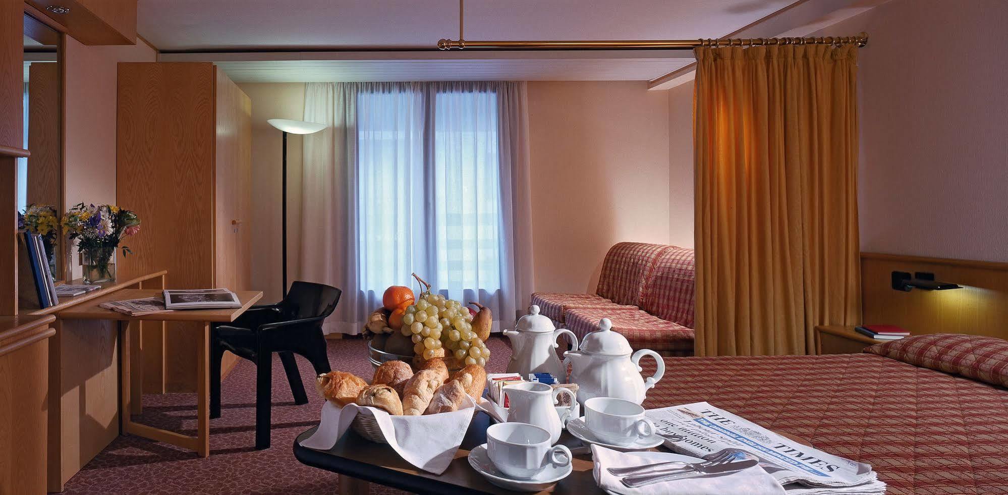 Hotel Les Jumeaux Courmayeur Cameră foto